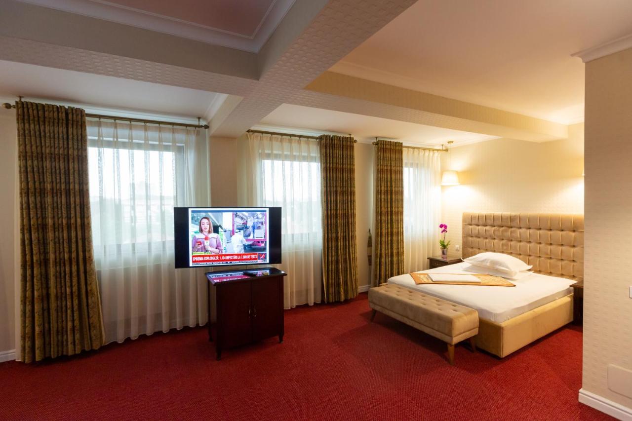 Hotel Art Buzau Exterior photo